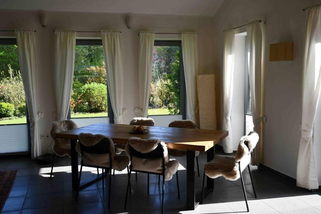 Unser Traumhaus Mit Wunderschoenem Garten Aurich Exterior photo