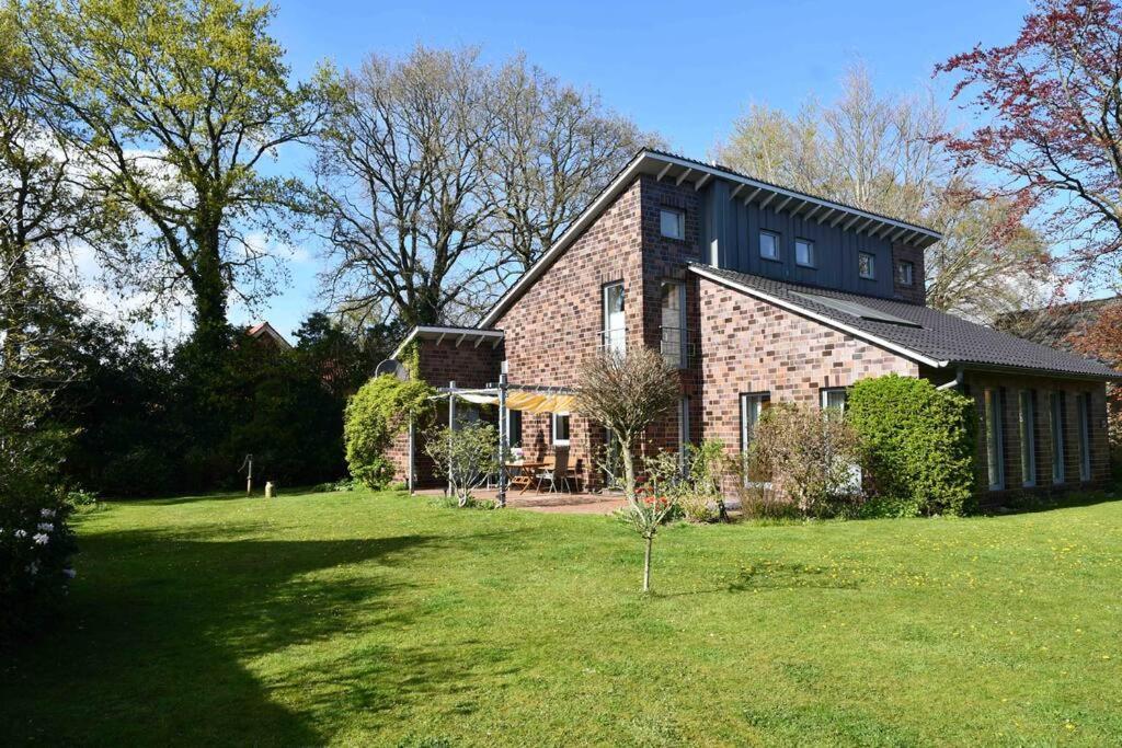Unser Traumhaus Mit Wunderschoenem Garten Aurich Exterior photo